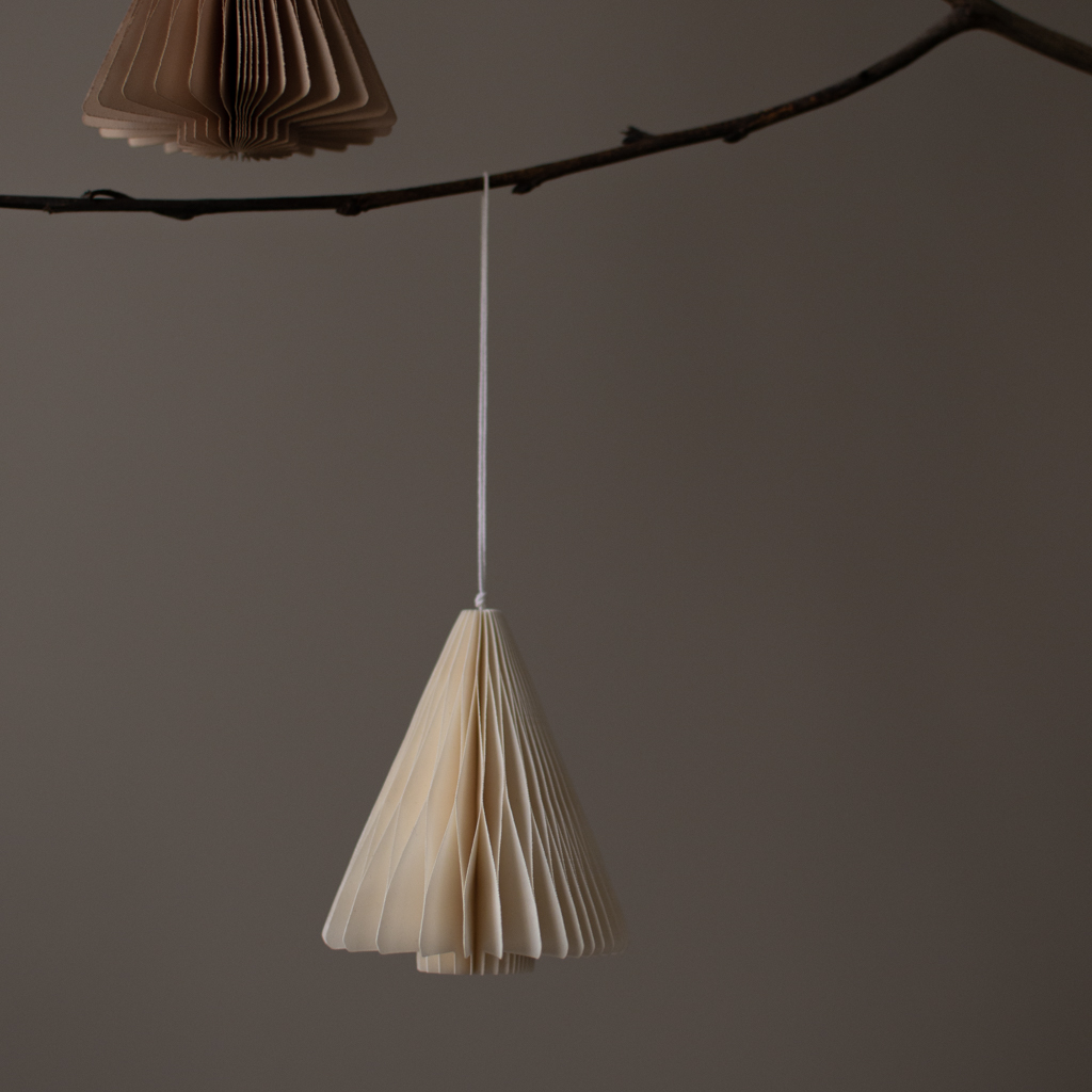 aw22_paper_tree_square-5